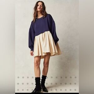 Free People Eleanor Sweatshirt. Size Medium. NWOT💙🤎